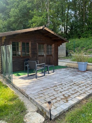 Terrace/patio - The garden cocoon (Villeneuve-sur-Yonne)