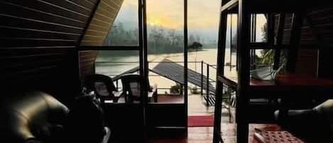 Family Room, Balcony, Lake View | Interior