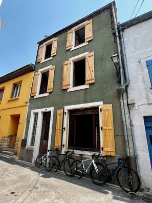 Exterior - Vélo Maison (Val-de-Dagne)
