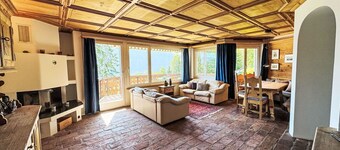 Cosy apartment for 6 guests with WIFI, TV, balcony and panoramic view