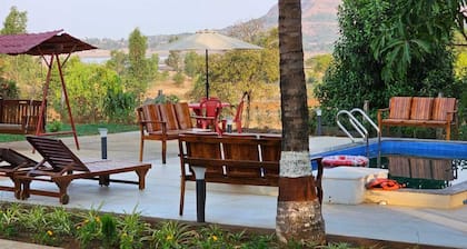 Shambhala Lake View Villa Resort
