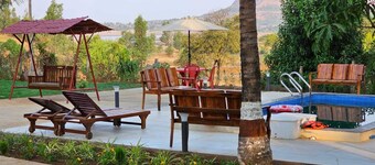 Shambhala Lake View Villa Resort