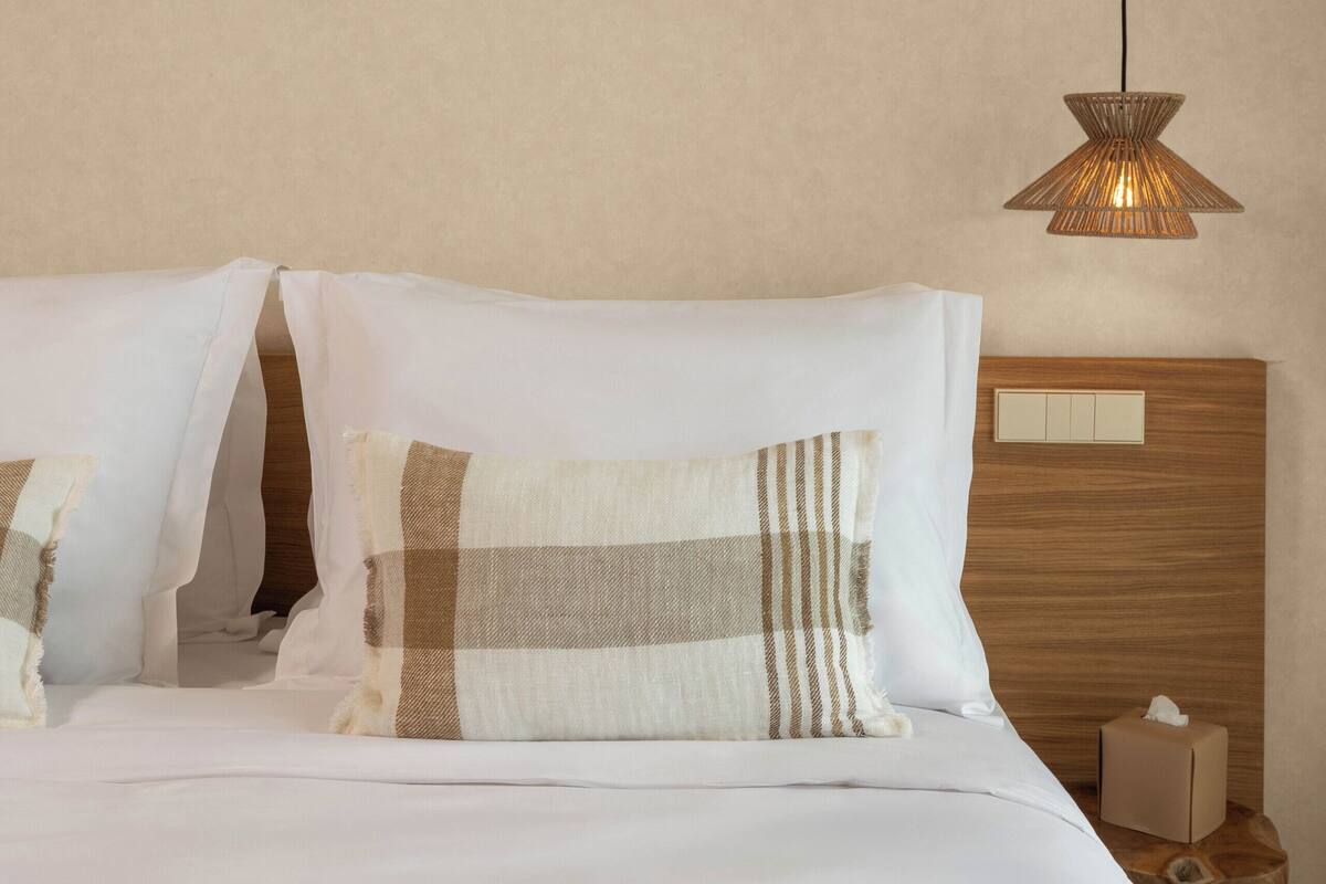 In-room safe, blackout curtains, free WiFi