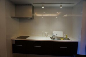 Private kitchen - Guest House Discovery Ship (Kyoto)