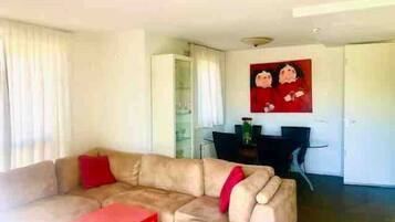 Fernseher