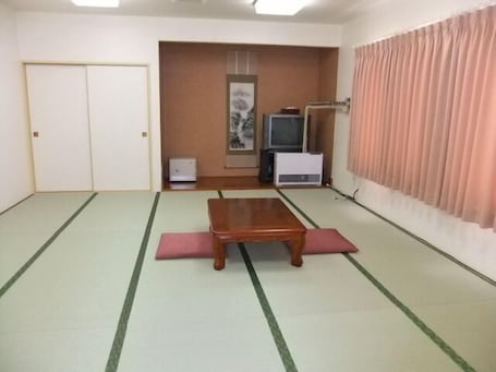 内装. ペンション富士門
