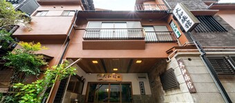 Hakone Yumoto Onsen Ryokan Yamatokan