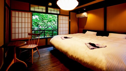 Rinn Shijo Takasegawa