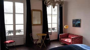 3 chambres, fer et planche Ă repasser, accĂšs Internet, draps fournis