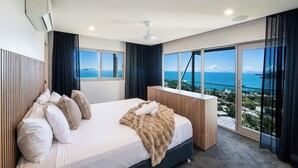 5 bedrooms, iron/ironing board, WiFi (free), bed sheets