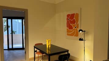 Apartemen Deluks, 1 kamar tidur, balkon, pemandangan kota | Area keluarga