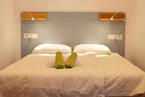 Double Room | Free WiFi - TenoHomes Tabaiba Guesthouse (Buenavista del Norte)
