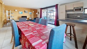 Dining - SAVOISIEN SO3 CENTER & MODERN 6 Pers. (Châtel)