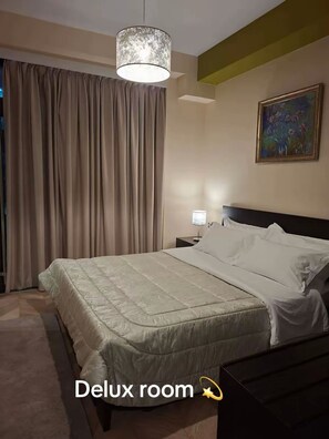 Deluxe-Doppel- oder -Zweibettzimmer