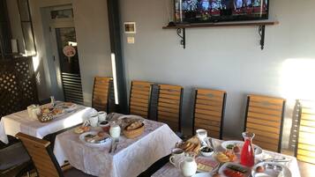 Gratis kontinental morgenmad hver dag