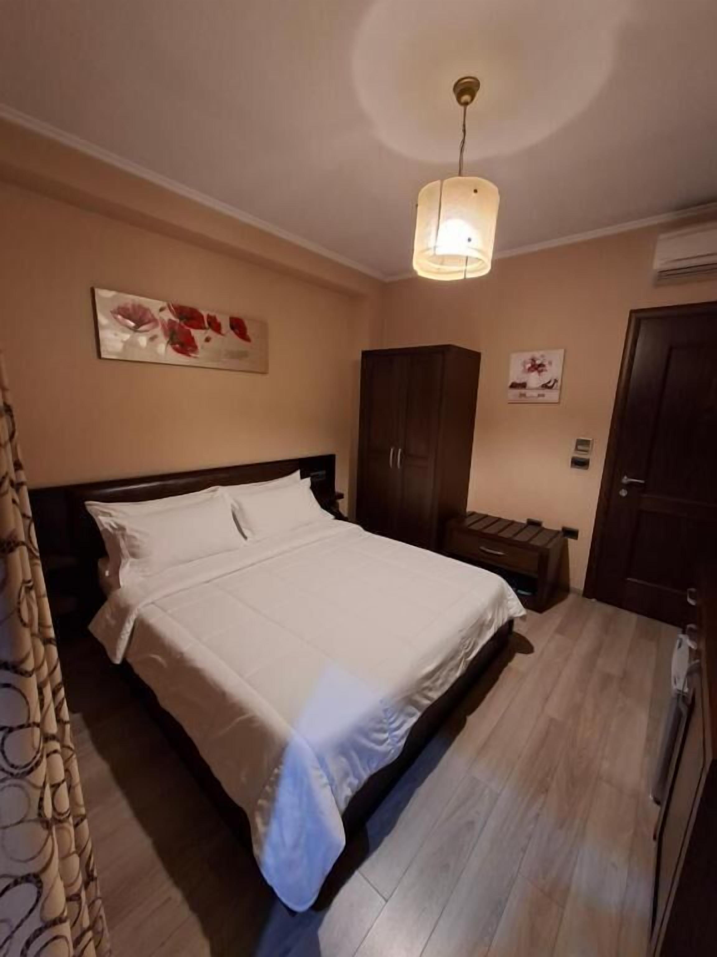 Double Room, City View | Minibar, desk, soundproofing, free WiFi