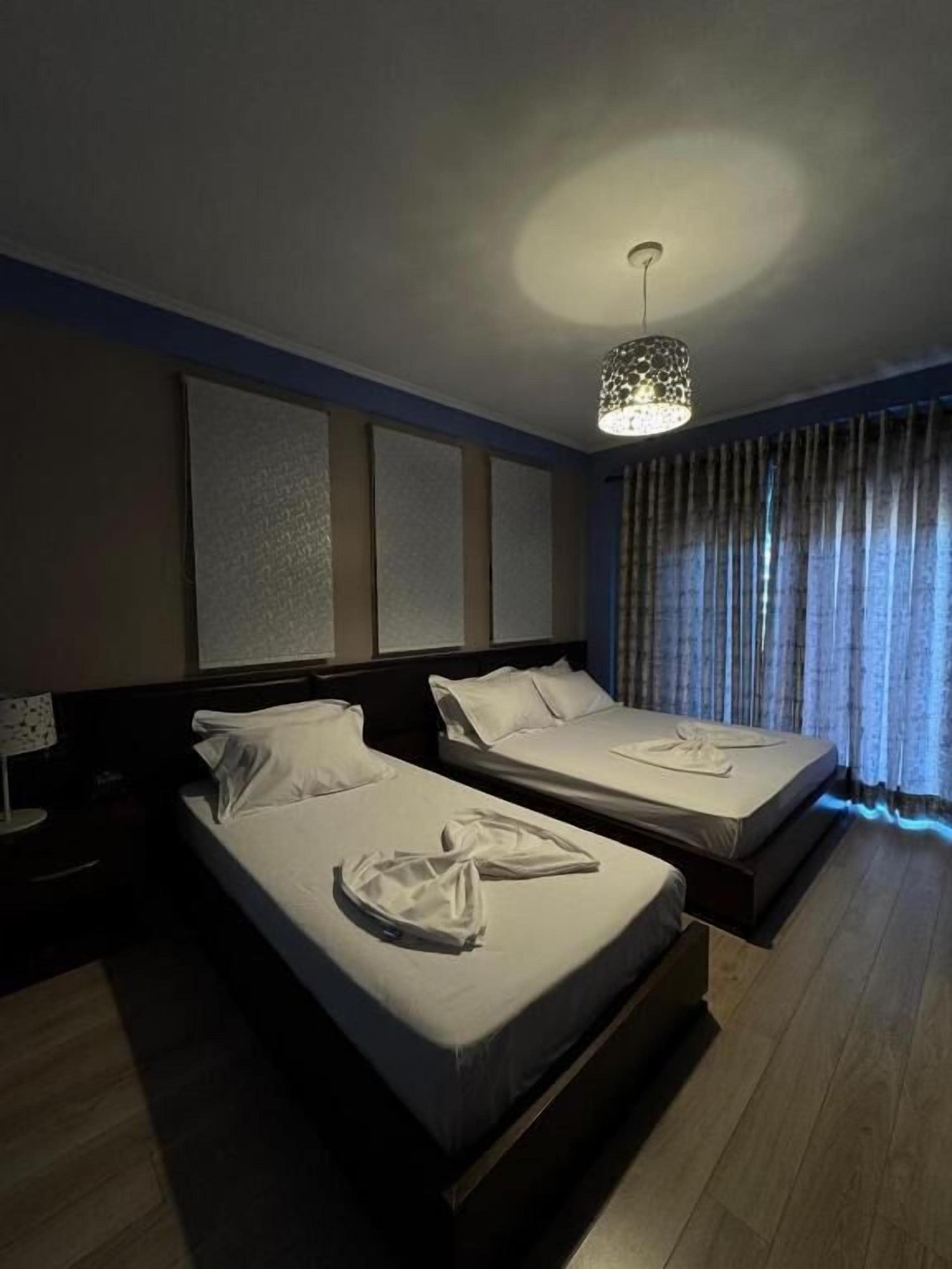 Select Comfort-senge, minibar, skrivebord, lydisolering