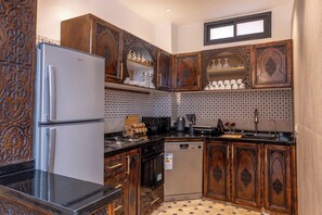 Private kitchen - RIAD musee
Spacious 5-bedroom riad in charming Marrakech with AC (Marrakech)