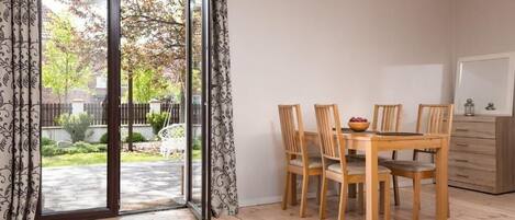 Apartment, Garden View | Interior