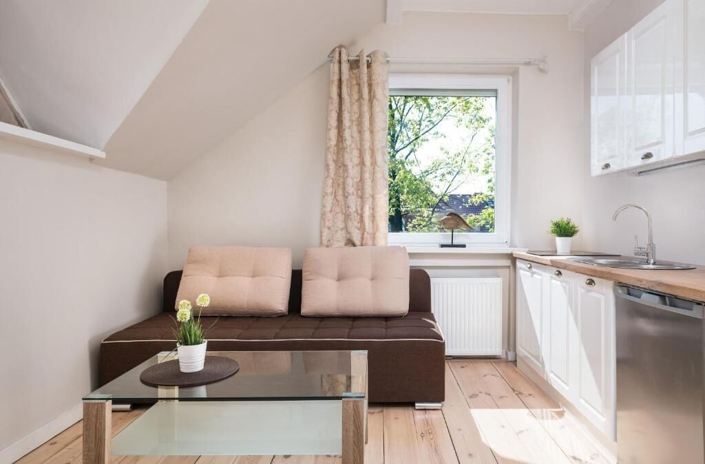 Classic Apartment, Garden View | Living area