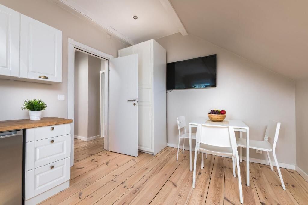 Appartement Classique, vue jardin | Restauration