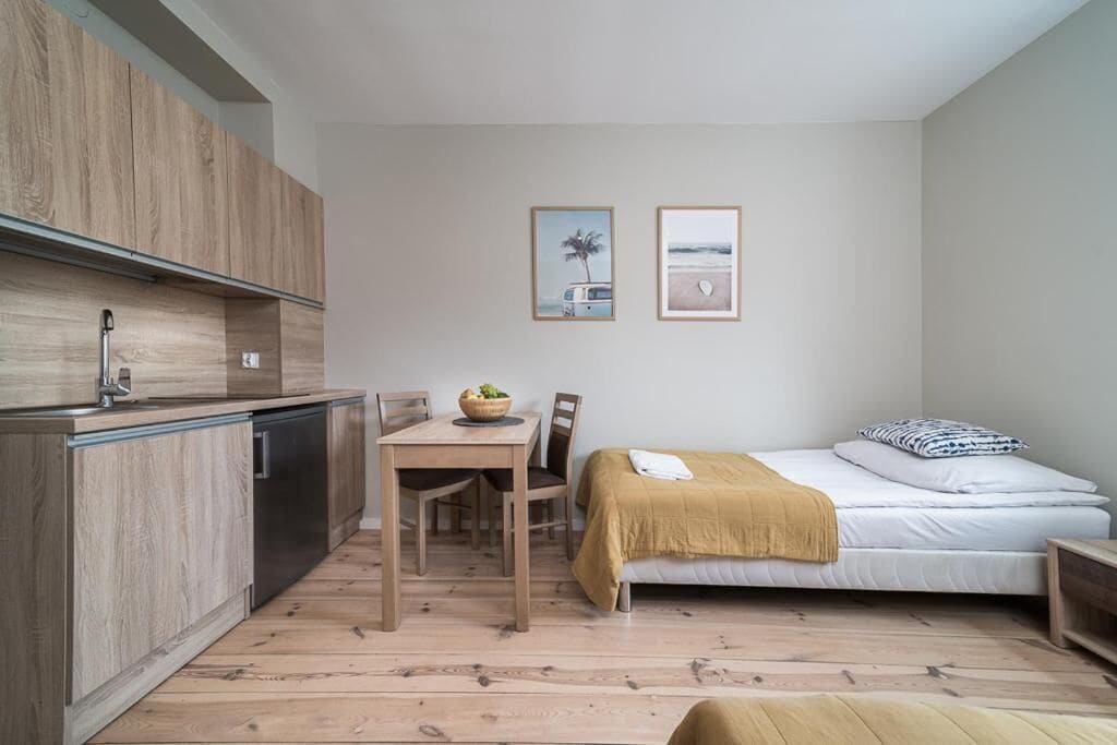 Classic Triple Room | Iron/ironing board, free WiFi