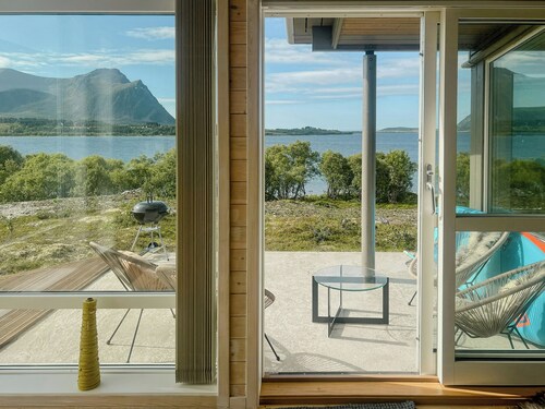 Funkishytte mit Meerblick auf Andøya, Vesterålen