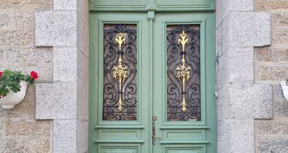 Gorgeous bed & breakfast in charming Moncontour