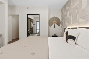 Ropa de cama de alta calidad, cortinas blackout y wifi gratis 