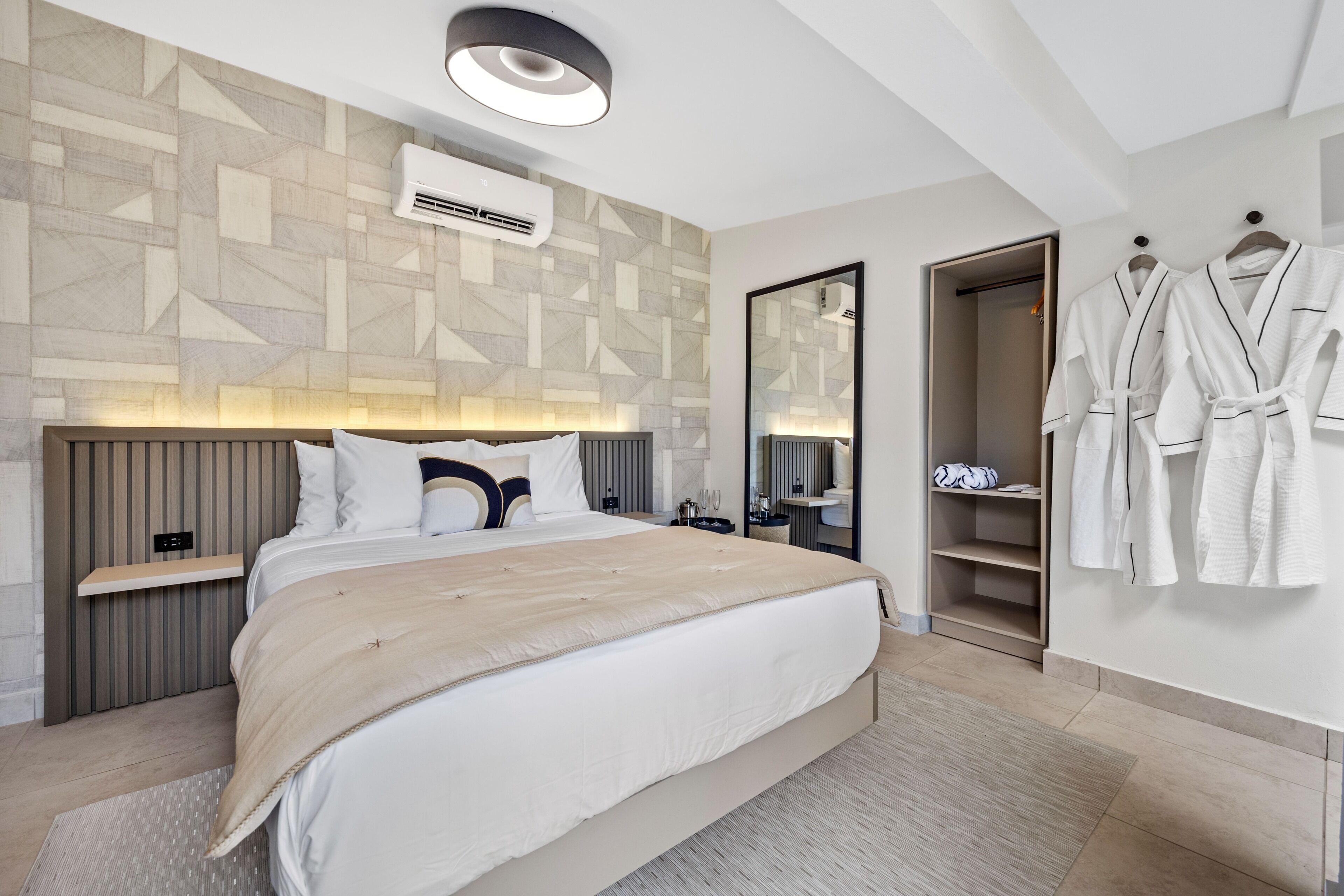 Standard Room | Blackout curtains, free WiFi