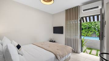 Standard Room | Premium bedding, blackout drapes, free WiFi, bed sheets