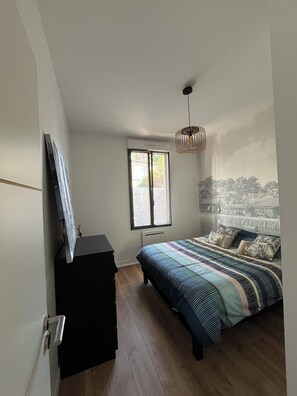Iron/ironing board, Internet, bed sheets - Vrbo Property (Talence)