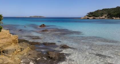 Villa la Chiappa direkt am Meer mit beheiztem Pool und Whirlpool