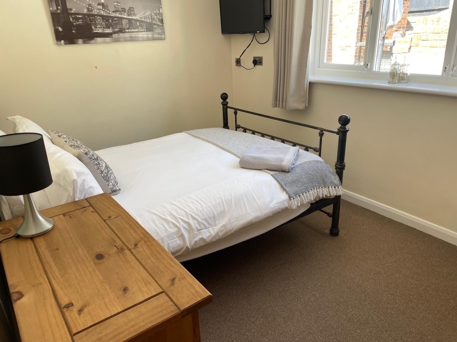 6 chambres, Wi-Fi, literie fournie, accessible en fauteuil roulant