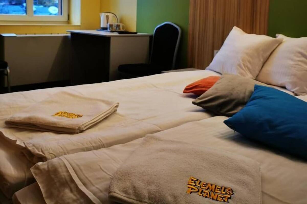 Habitación doble Deluxe, vista a la ciudad | Wifi gratis