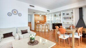 Unclassified image, 2 of 35, button - PORTA DEL GOLF: Apartment with communal pool and parking in Pals (Pals)