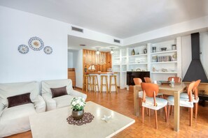 Interior - PORTA DEL GOLF: Apartment with communal pool and parking in Pals (Pals)