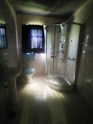 Casa, 4 quartos, acessível, para fumantes | Banheiro