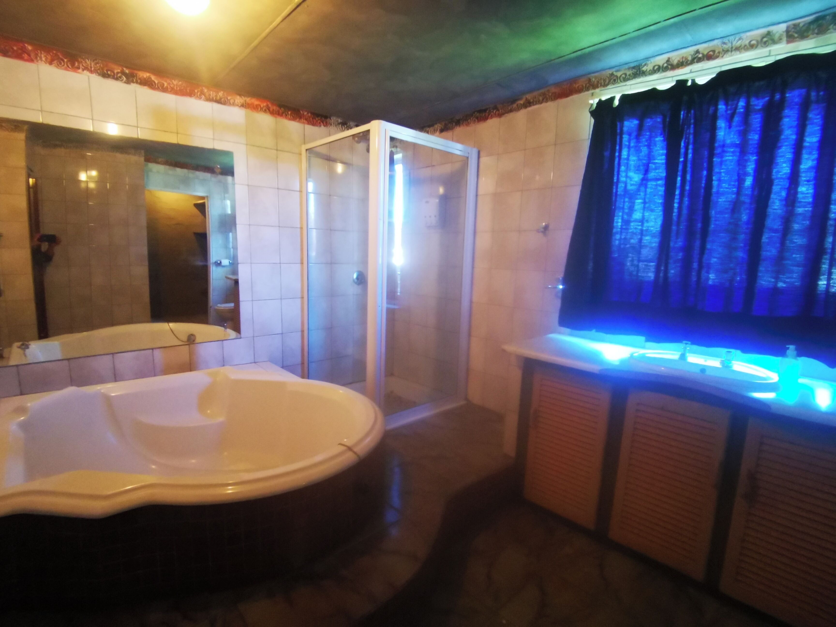 Maison, 4 chambres, accessible aux personnes à mobilité réduite, fumeur | Salle de bain