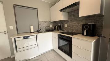 Studio, 1 Bedroom, Smoking, Patio | Interior