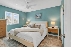 Room - Relax and enjoy this beach themed condo only a few blocks from the ocean (Myrtle Beach)