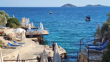 House, 1 Bedroom, Smoking, Balcony | Beach