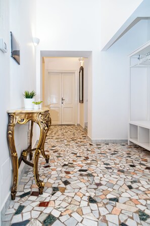 Interior - Villa Nemo (Rome)