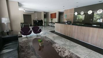 Apartamento | Saguão