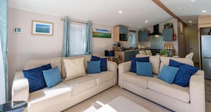 Charming Isle of Wight Holiday Park Retr
