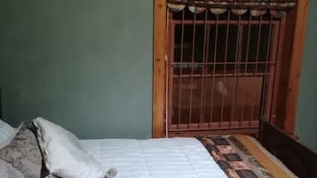 Room, 1 Bedroom, Smoking, Balcony | 1 bedroom