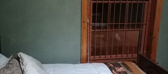Room-bloekombos Guesthouse Family Unit