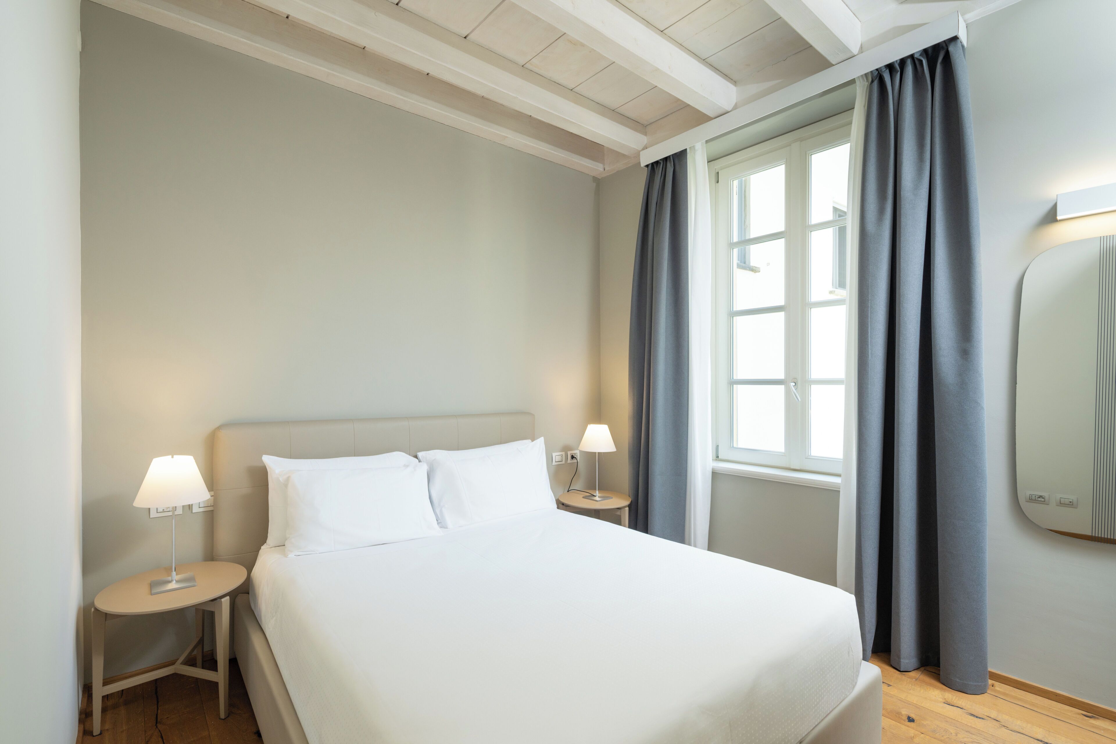 Studio (Milano Meravigli) | Blackout drapes, iron/ironing board, WiFi (free), bed sheets