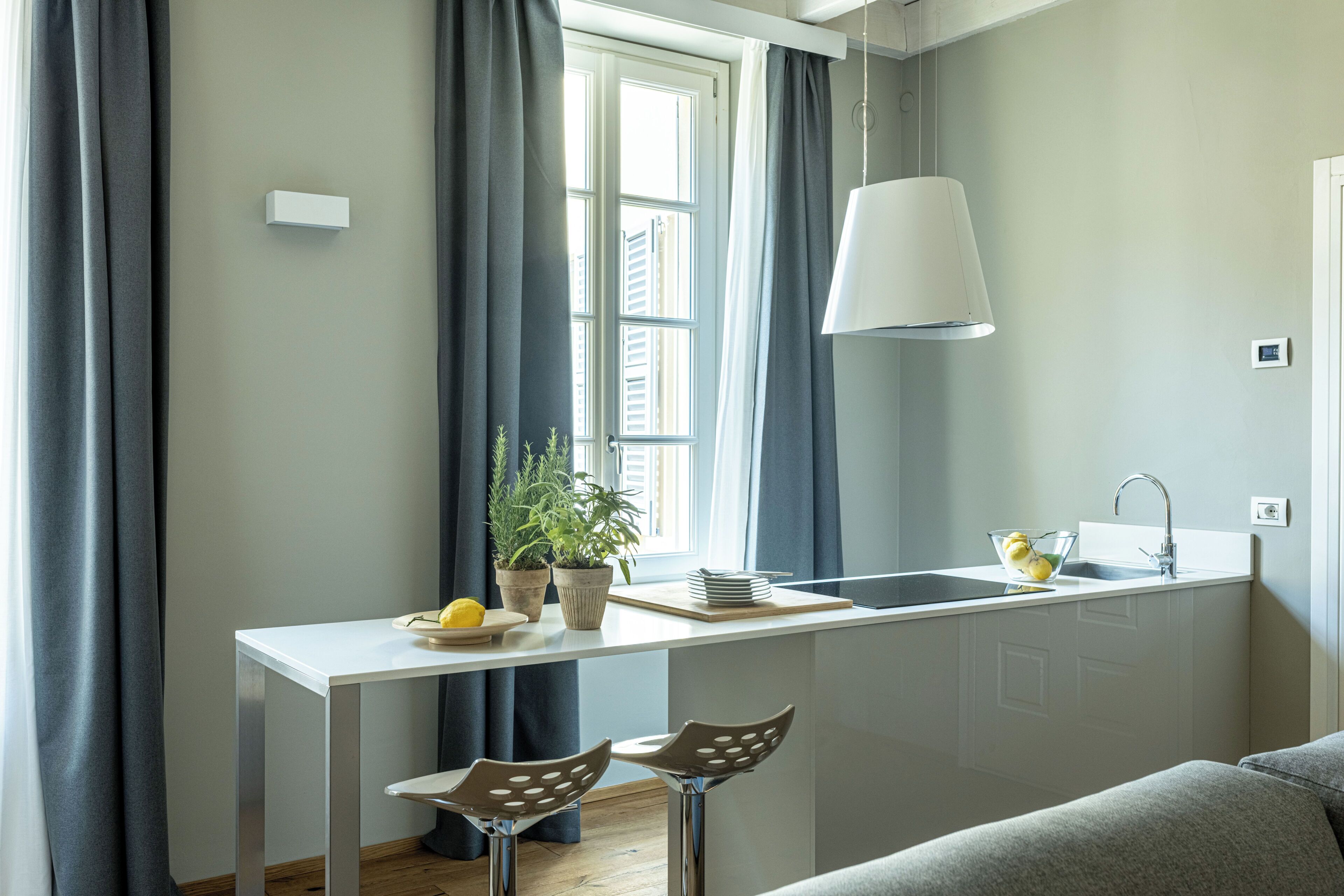 Studio (Milano Meravigli) | Private kitchen | Espresso maker, coffee/tea maker, full-size fridge, stovetop
