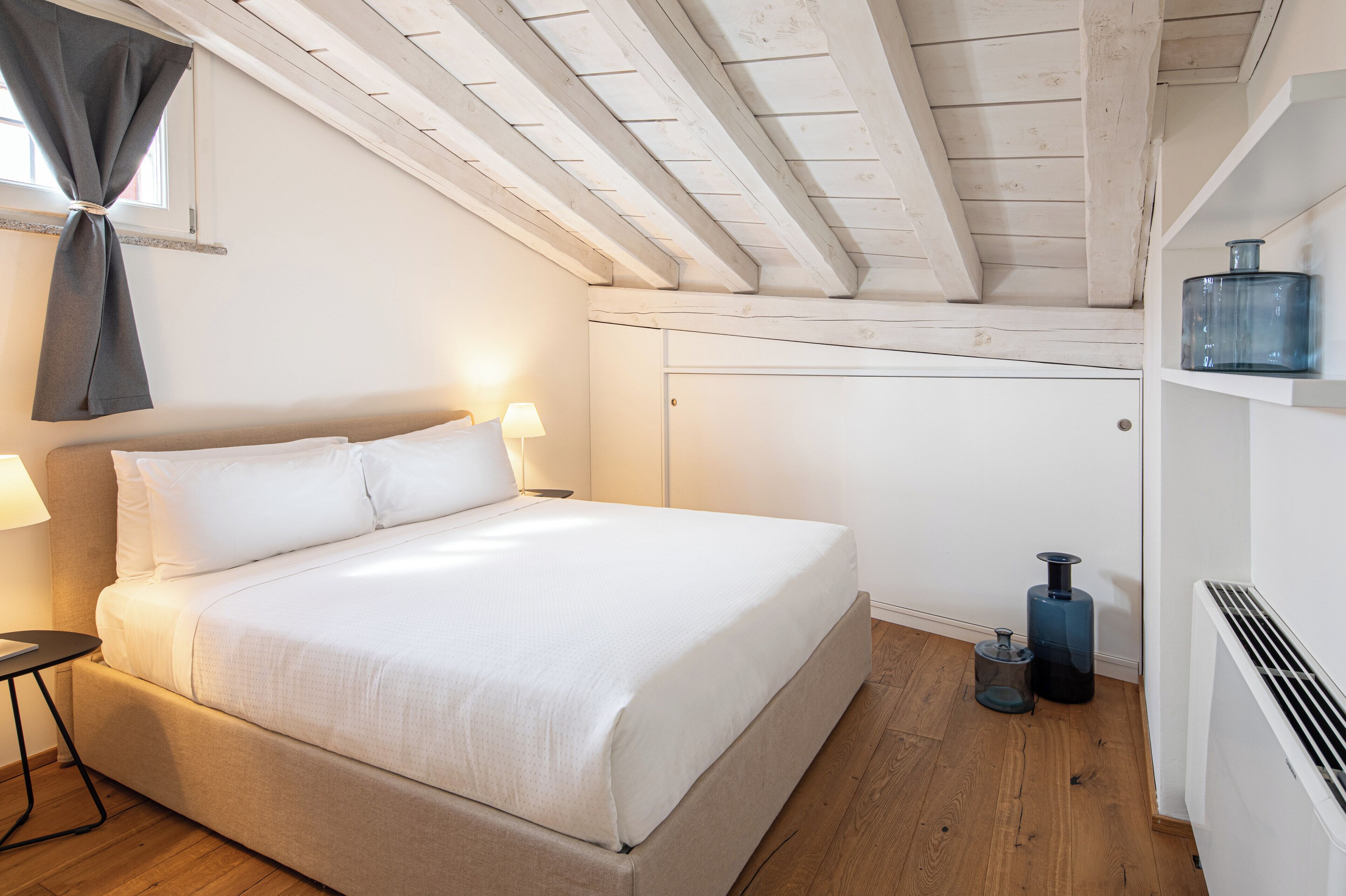 Apartment (Milano Missori) | Blackout drapes, iron/ironing board, WiFi (free), bed sheets